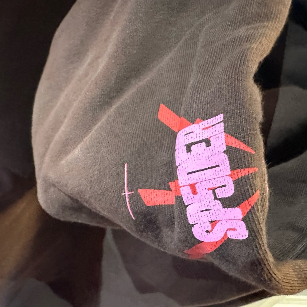 Pre loved Spyder Brown Hoodie with Pink and Red Graphic 555 555 size M - Picture 9 of 10